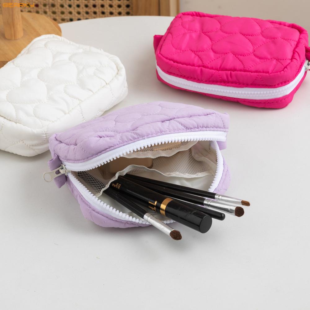 heart-quilted-cosmetic-bag-makeup-organizer (6)